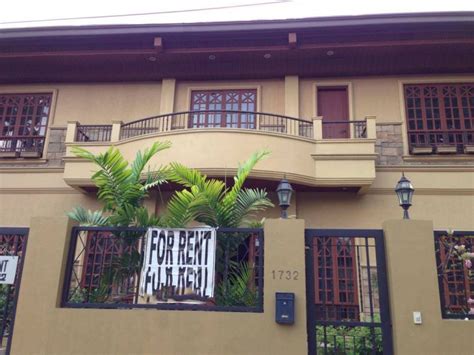Makati, Metro Manila House for Rent .